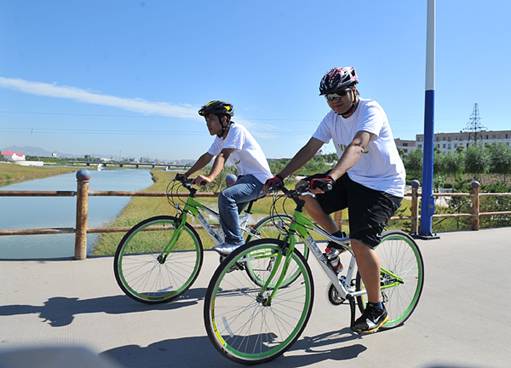 鈥湹吞夹卸 <wbr>骑行中国鈥 <wbr>2011 <wbr>北京鈥敽袈妆炊 <wbr>4+2草原之旅骑行活动 <wbr>之 <wbr>赤峰至乌兰浩特路段