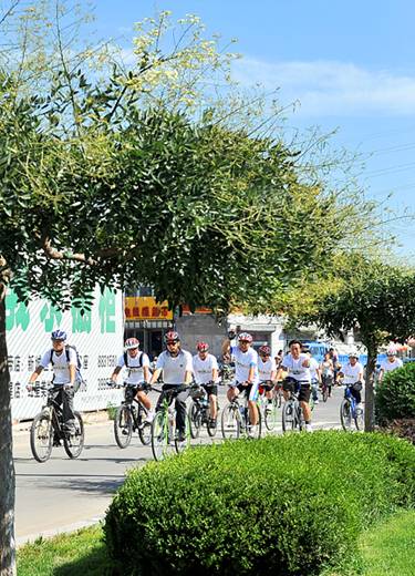 鈥湹吞夹卸 <wbr>骑行中国鈥 <wbr>2011 <wbr>北京鈥敽袈妆炊 <wbr>4+2草原之旅骑行活动 <wbr>之 <wbr>赤峰至乌兰浩特路段