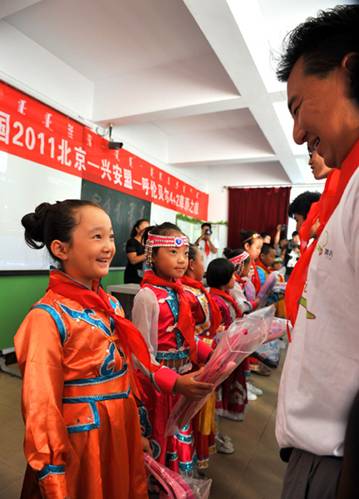 2011 <wbr>北京鈥敽袈妆炊 <wbr>4+2草原之旅骑行活动 <wbr>之 <wbr>乌兰浩特至扎兰屯柴河镇路段