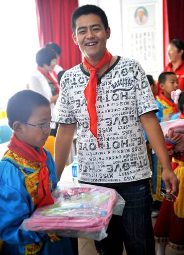 2011 <wbr>北京鈥敽袈妆炊 <wbr>4+2草原之旅骑行活动 <wbr>之 <wbr>乌兰浩特至扎兰屯柴河镇路段