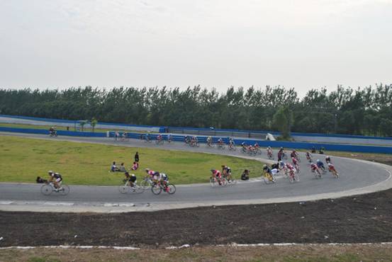 说明: E:\2011嘉年华\选择\比赛\比赛web\nEO_IMG_DSC_0776.jpg